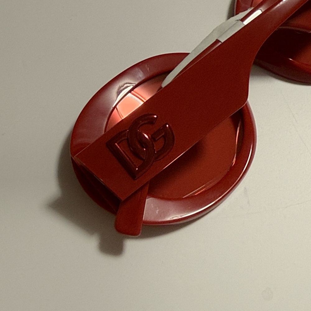 DOLCE & GABBANA Red Oval Sunglasses - Picture 6 of 9